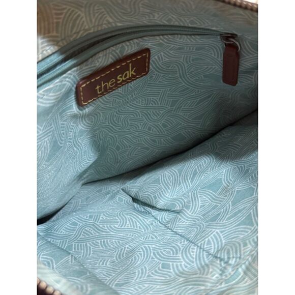 The Sak Black Leather Embossed Crossbody Hobo Blue Lining VGUC Boho Minimalist - Picture 7 of 8